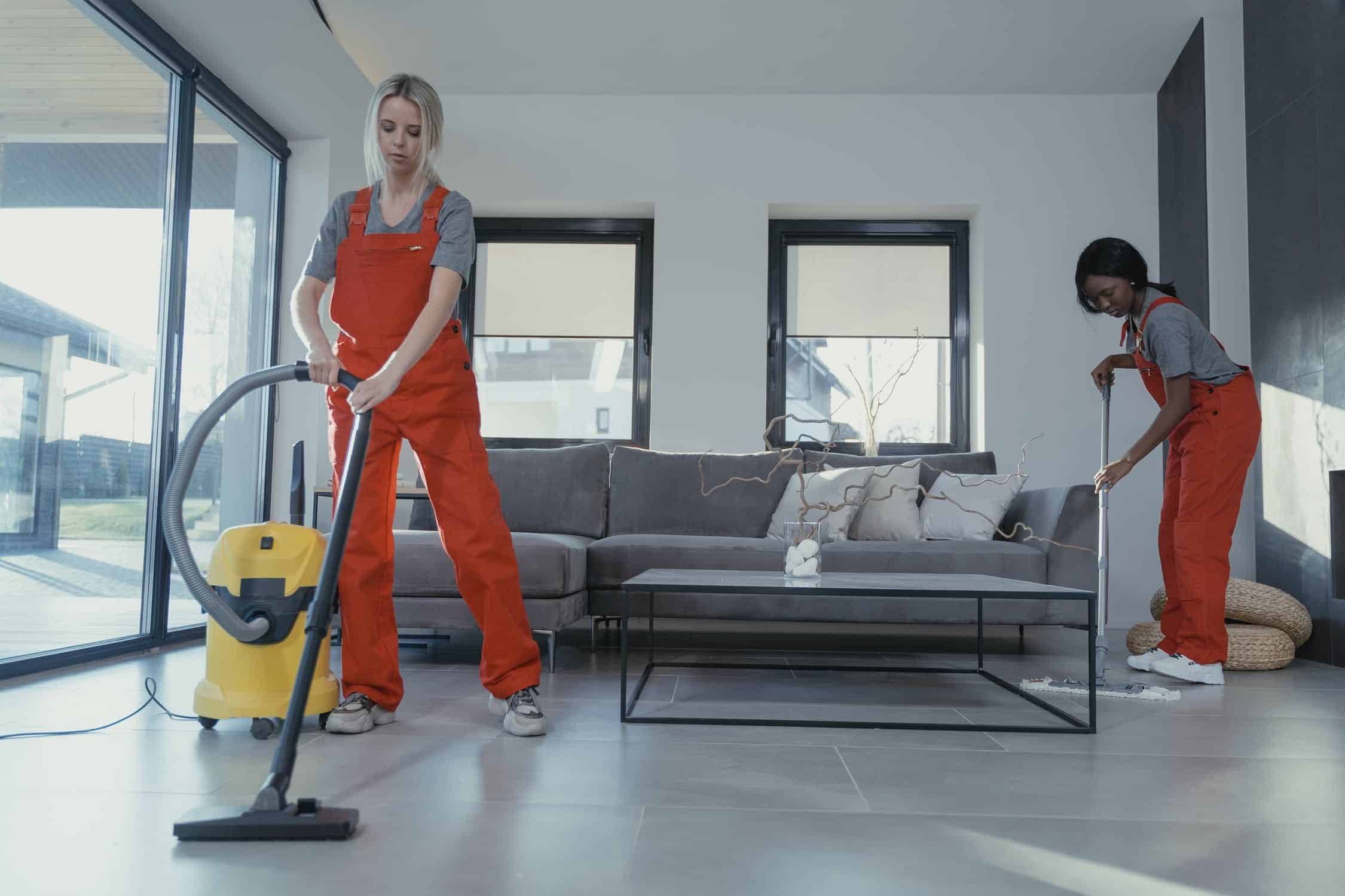 Housekeeping Services: What you can expect from your housekeeper